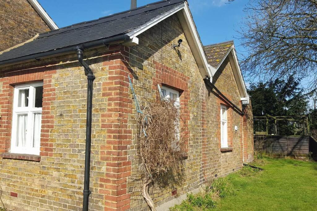 Converted Bungalow In Bexley لندن المظهر الخارجي الصورة