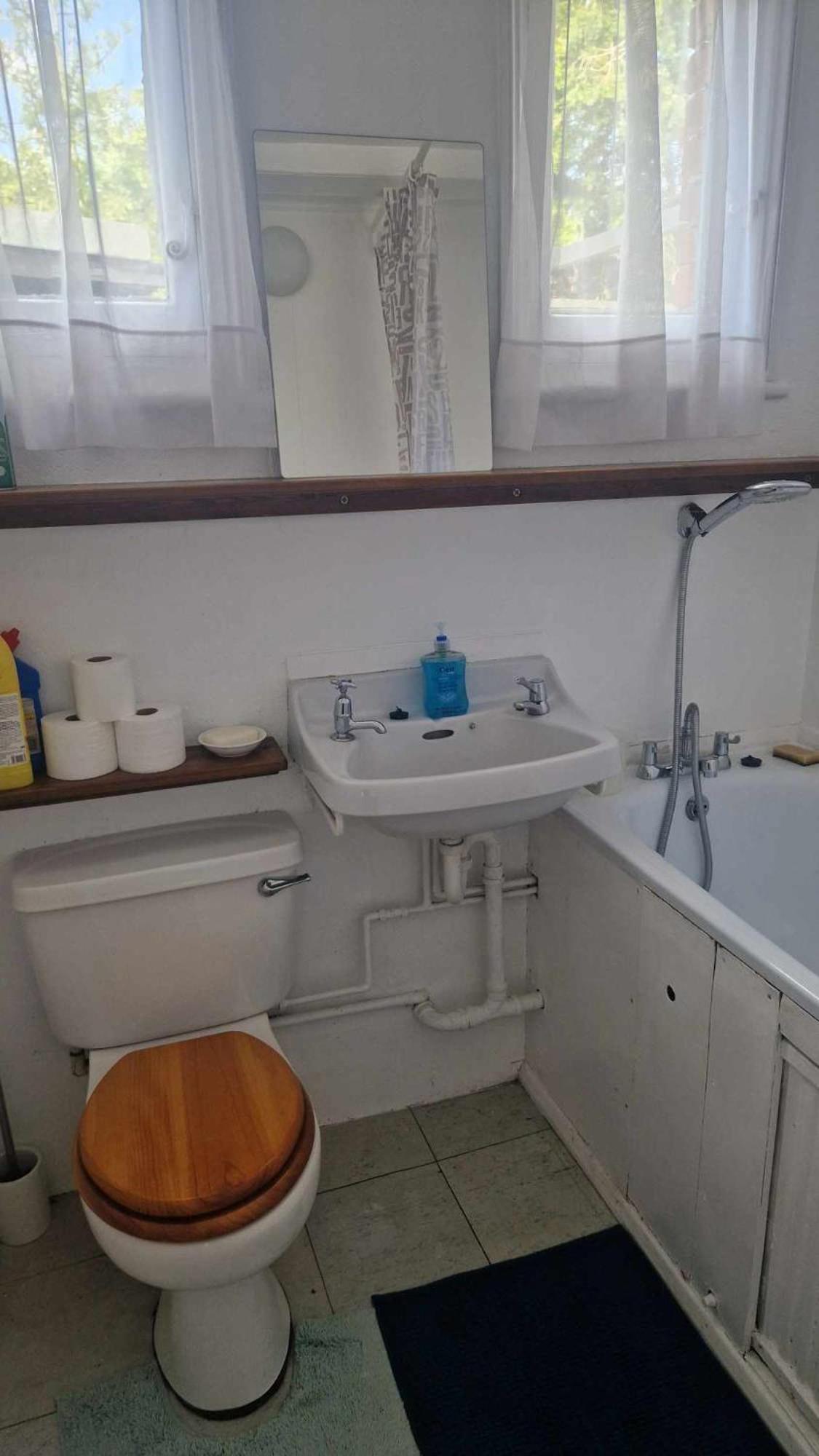 Converted Bungalow In Bexley لندن المظهر الخارجي الصورة