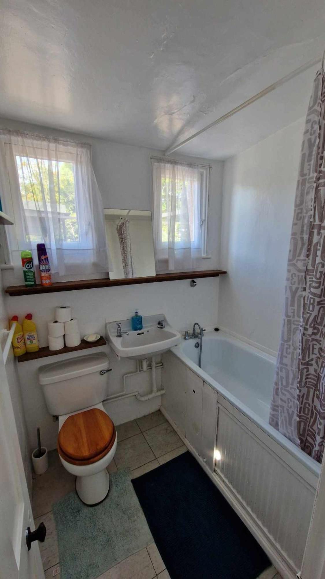 Converted Bungalow In Bexley لندن المظهر الخارجي الصورة